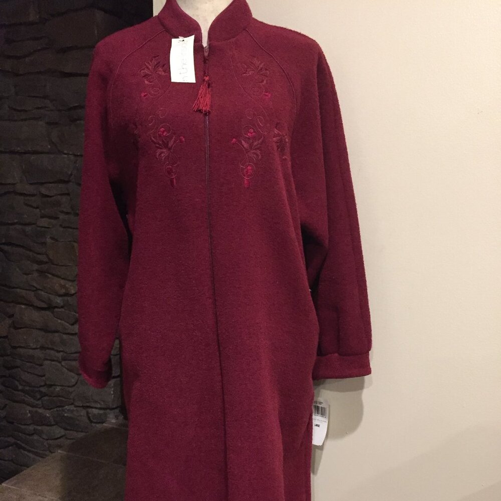 MISS ELAINE at Home Robe Nightgown Large Burgundy LS Fleece Full Zip NWT